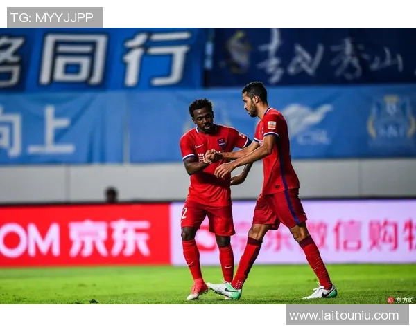 力帆与富力精彩对决集锦回顾展现足球魅力与激情的瞬间