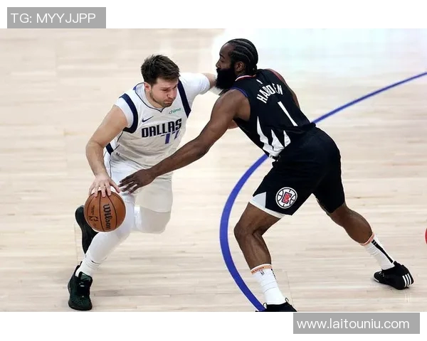 公牛队与篮网主队激战正酣谁能在这场对决中笑到最后