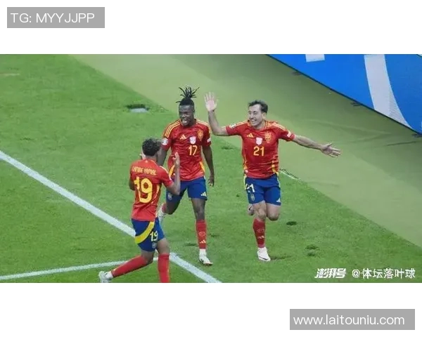 罗姆内与奥博隆的激烈对决揭示了足球战术的新趋势与未来发展方向